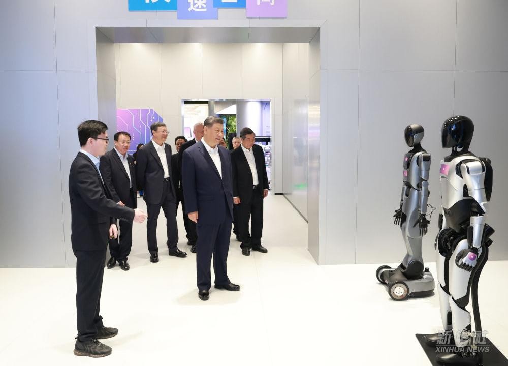 习近平总书记到上海调研，太阳集团城娱ccvip代表具身智能行业汇报进展